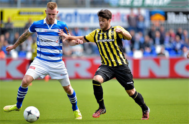 走向更加健 走向更加健