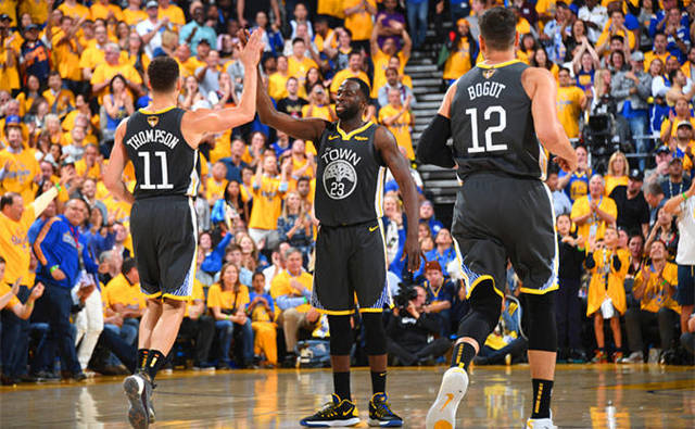 混合团体世 混合团体世